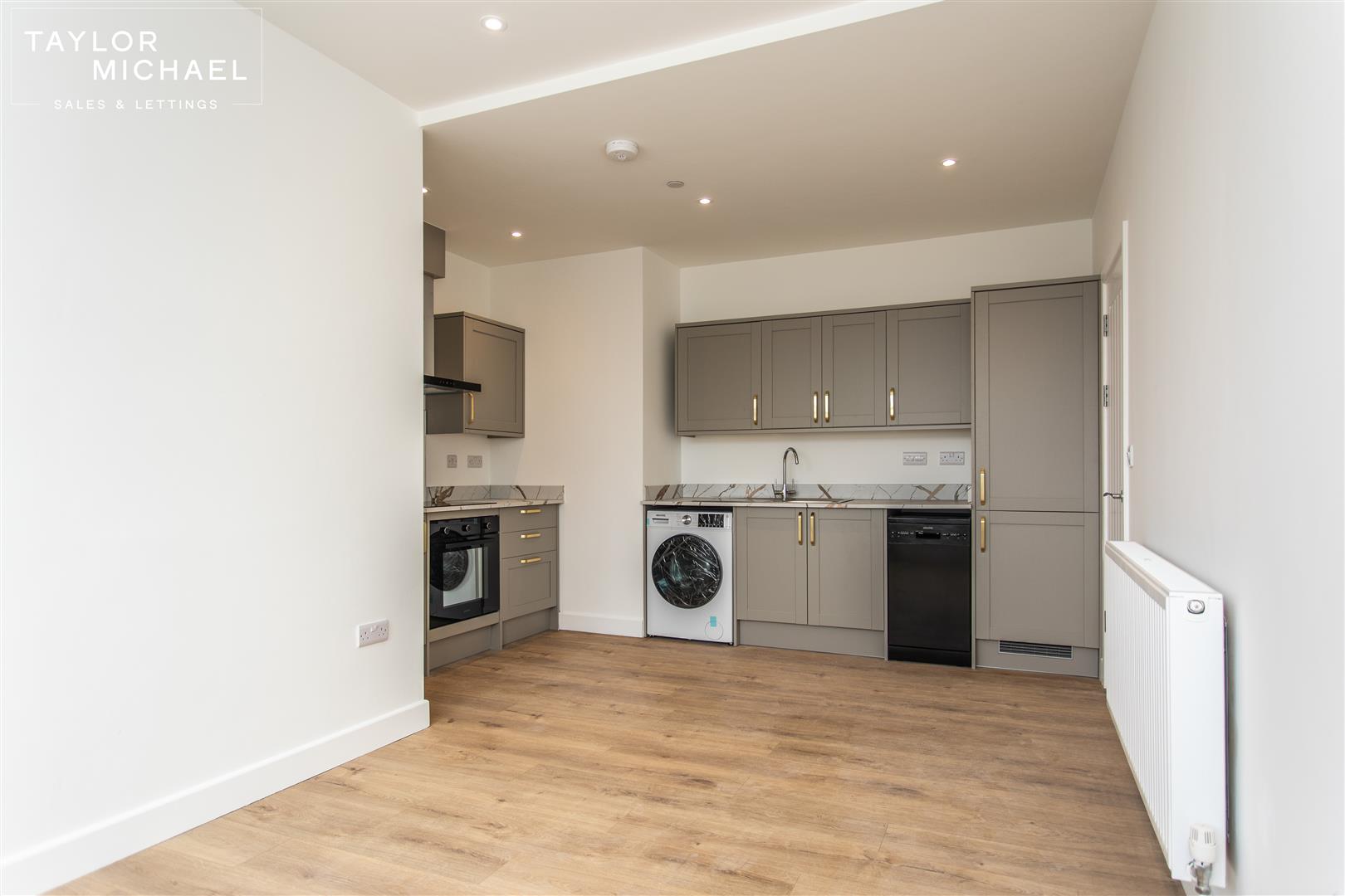 Living Room / Kitchen